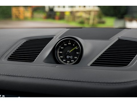 4.0 V8 E-Hybrid 14.1kWh Turbo S SUV 5dr Petrol Plug-in Hybrid Tiptronic S 4WD (21)