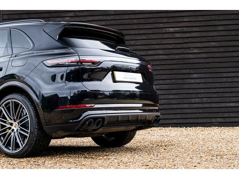 4.0 V8 E-Hybrid 14.1kWh Turbo S SUV 5dr Petrol Plug-in Hybrid Tiptronic S 4WD (21)