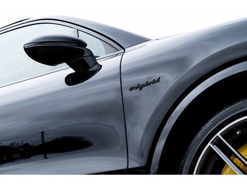 4.0 V8 E-Hybrid 14.1kWh Turbo S SUV 5dr Petrol Plug-in Hybrid Tiptronic S 4WD (21)