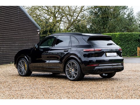 4.0 V8 E-Hybrid 14.1kWh Turbo S SUV 5dr Petrol Plug-in Hybrid Tiptronic S 4WD (21)