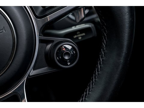 2016 Porsche 991 Carrera Coupe PDK (44)