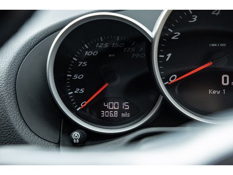 2012 Porsche 987 Cayman R Manual (31)