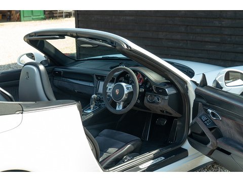 3.8 991 Carrera GTS PDK (24)