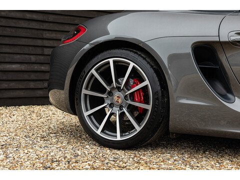 981 S Coupe 3.4 Automatic Petrol (17)