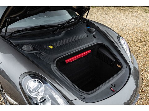 981 S Coupe 3.4 Automatic Petrol (17)