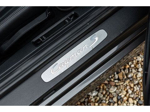 981 S Coupe 3.4 Automatic Petrol (17)