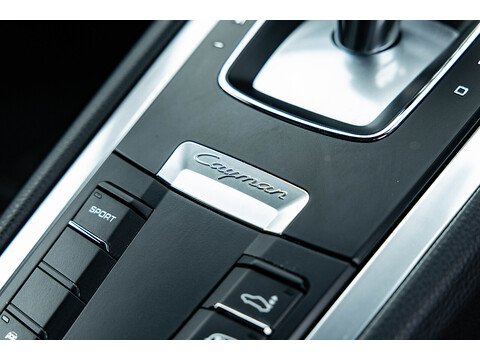 981 S Coupe 3.4 Automatic Petrol (17)