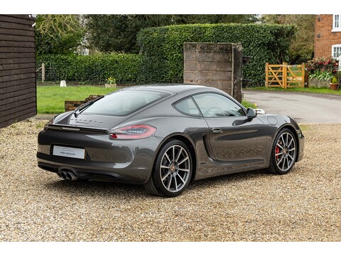 981 S Coupe 3.4 Automatic Petrol (17)