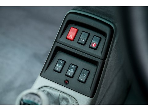 3.6 993 Targa Manual (41)