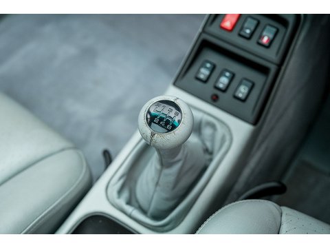 3.6 993 Targa Manual (41)