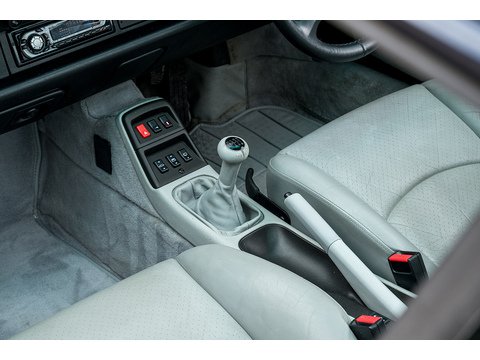 3.6 993 Targa Manual (41)