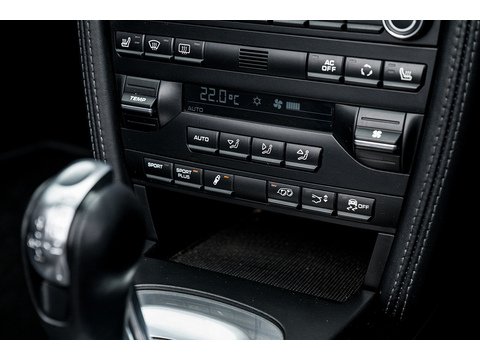 3.8 997 Carrera 4 GTS Cabriolet PDK AWD (35)