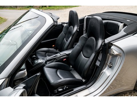 3.8 997 Carrera 4 GTS Cabriolet PDK AWD (35)