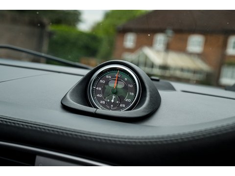 3.8 997 Carrera 4 GTS Cabriolet PDK AWD (35)