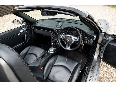 3.8 997 Carrera 4 GTS Cabriolet PDK AWD (35)