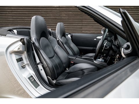 3.8 997 Carrera 4 GTS Cabriolet PDK AWD (35)