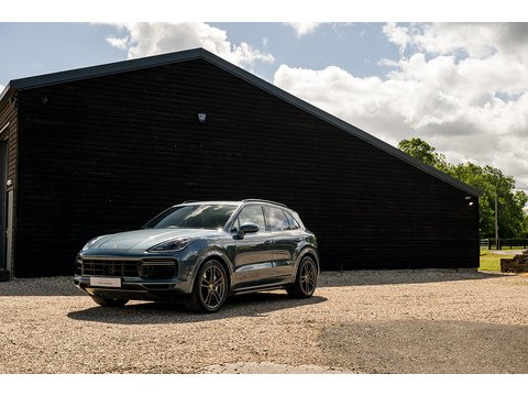 Porsche Cayenne T V8 Turbo SUV 4.0 Automatic (21)