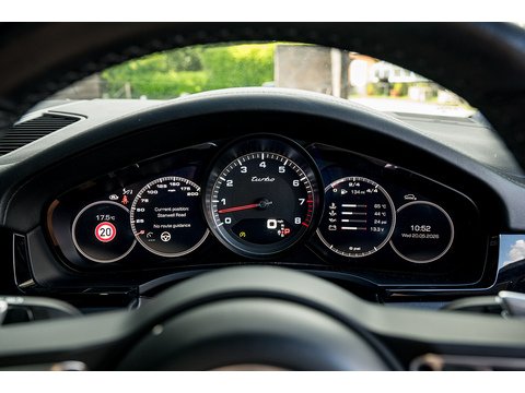 Porsche Cayenne T V8 Turbo SUV 4.0 Automatic (21)