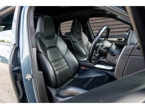 Porsche Cayenne T V8 Turbo SUV 4.0 Automatic (21)