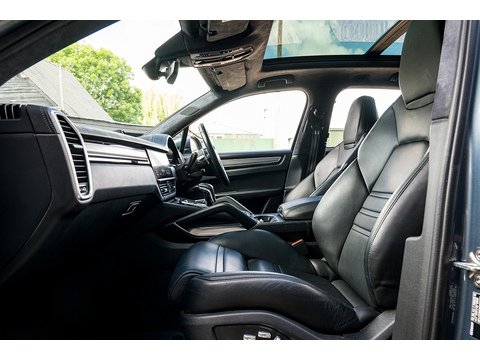Porsche Cayenne T V8 Turbo SUV 4.0 Automatic (21)