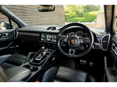 Porsche Cayenne T V8 Turbo SUV 4.0 Automatic (21)
