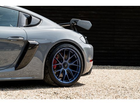 Porsche 718 Cayman GT4 RS Coupe 4.0 Automatic (22)