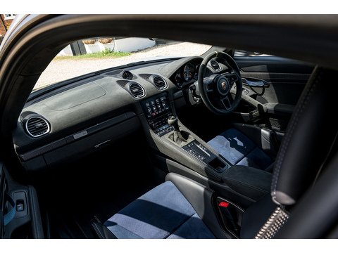 Porsche 718 Cayman GT4 RS Coupe 4.0 Automatic (22)