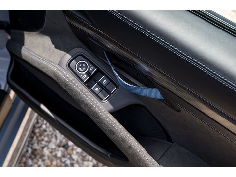 Porsche 718 Cayman GT4 RS Coupe 4.0 Automatic (22)