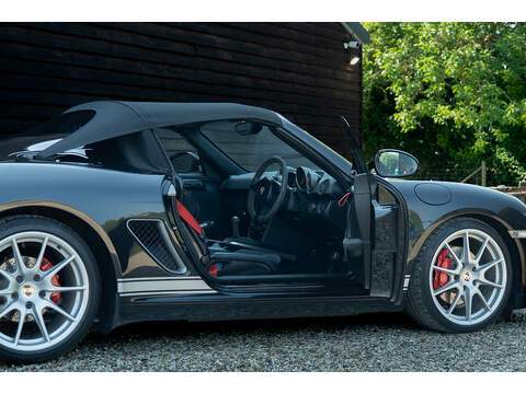 2011 Porsche 987 Spyder Manual (28)