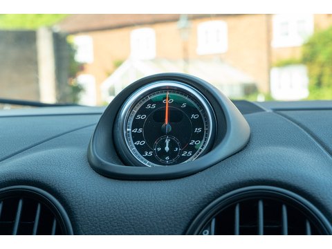 2011 Porsche 987 Spyder Manual (28)