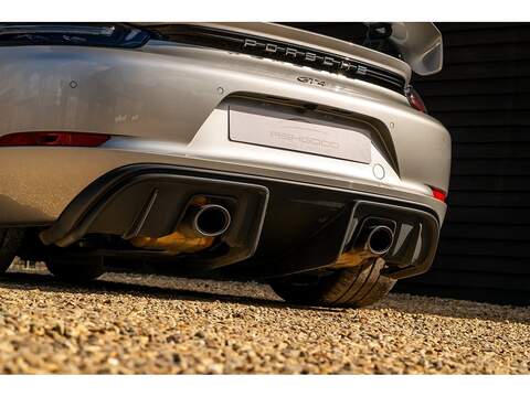 GT4 Coupe 4.0 Automatic Petrol (22)
