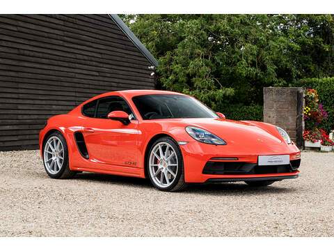 4.0 GTS Coupe PDK (29)