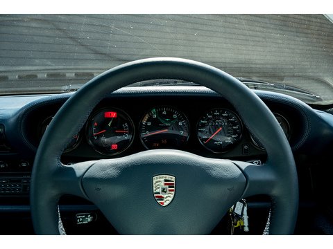 3.6 993 Turbo Coupe Manual (18)
