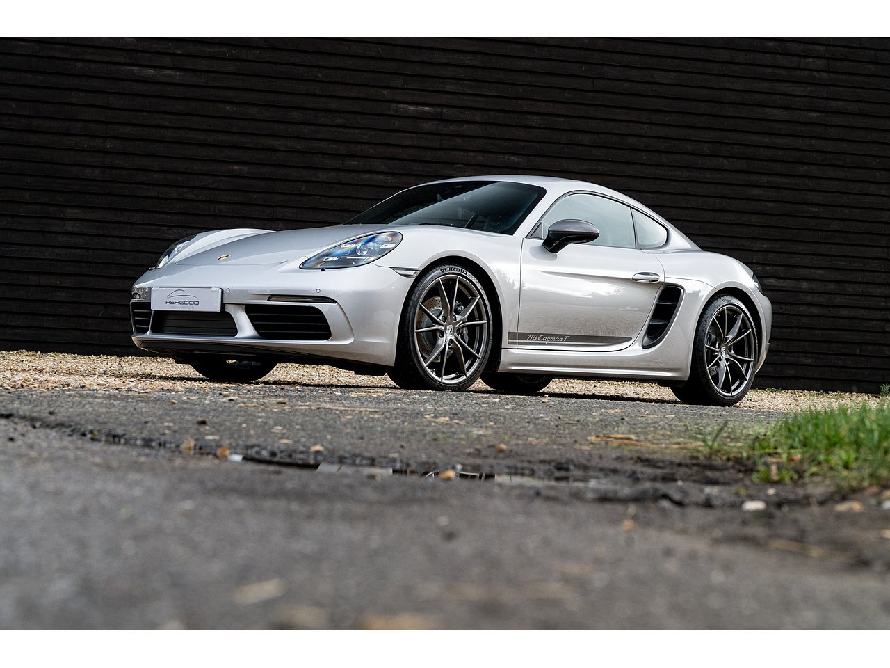 2019 Porsche 718 Cayman T