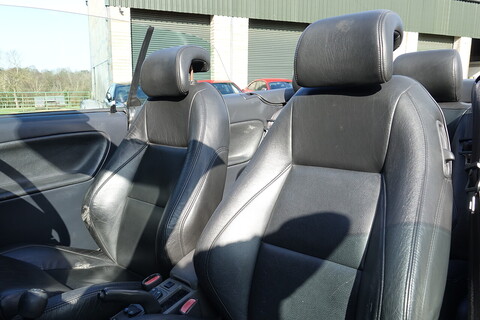 2.0T HOT Aero Convertible Manual  Convertible 2000 Petrol