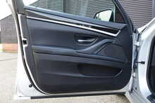 BMW 5 Series 523I Se Touring 