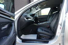 BMW 5 Series 523I Se Touring 