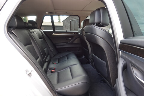 523I Se Touring Estate 2.5 Automatic Petrol