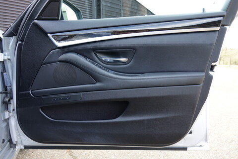 523I Se Touring Estate 2.5 Automatic Petrol