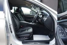 BMW 5 Series 523I Se Touring 