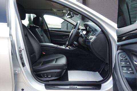 523I Se Touring Estate 2.5 Automatic Petrol