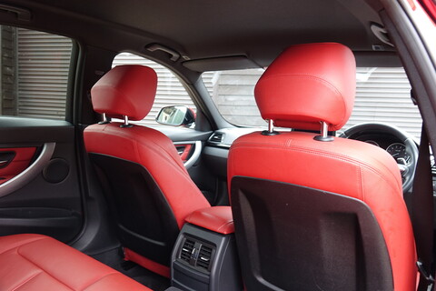 BMW 320i M-Sport Saloon Automatic (Stunning Cherished Example)