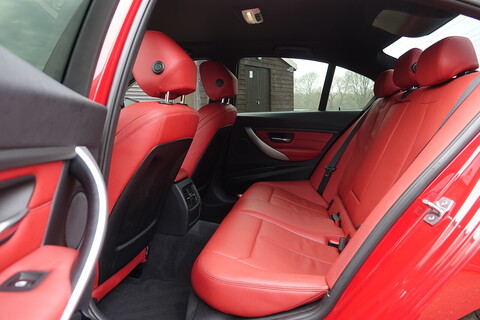 BMW 320i M-Sport Saloon Automatic (Stunning Cherished Example)