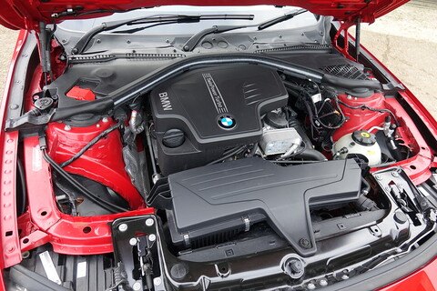 BMW 320i M-Sport Saloon Automatic (Stunning Cherished Example)