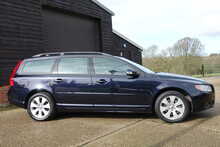 Volvo V70 2.5T SE Estate Automatic 