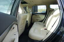 Volvo V70 2.5T SE Estate Automatic 