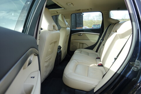 Volvo 2.5T SE Estate Automatic (Low Mileage Example.. Huge Value)