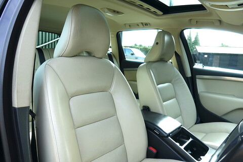 Volvo 2.5T SE Estate Automatic (Low Mileage Example.. Huge Value)