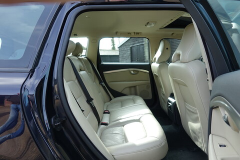 Volvo 2.5T SE Estate Automatic (Low Mileage Example.. Huge Value)