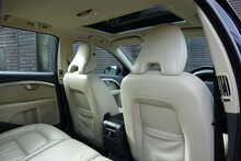 Volvo V70 2.5T SE Estate Automatic 